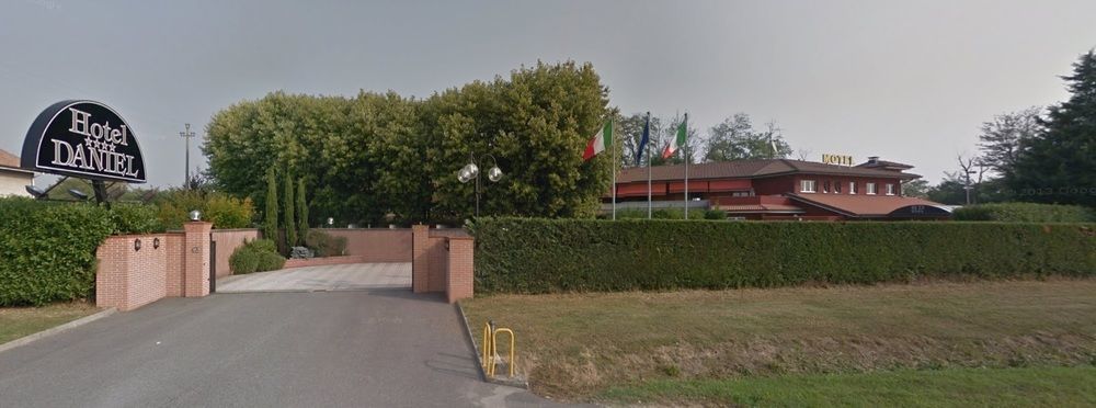 Hotel Daniel Basiano Zewnętrze zdjęcie