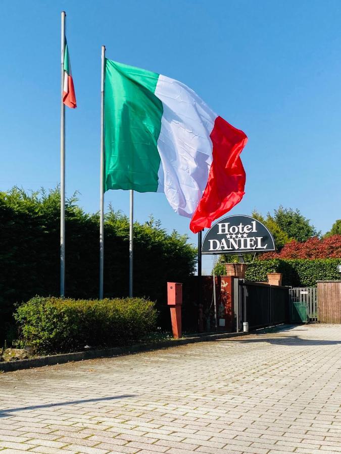 Hotel Daniel Basiano Zewnętrze zdjęcie